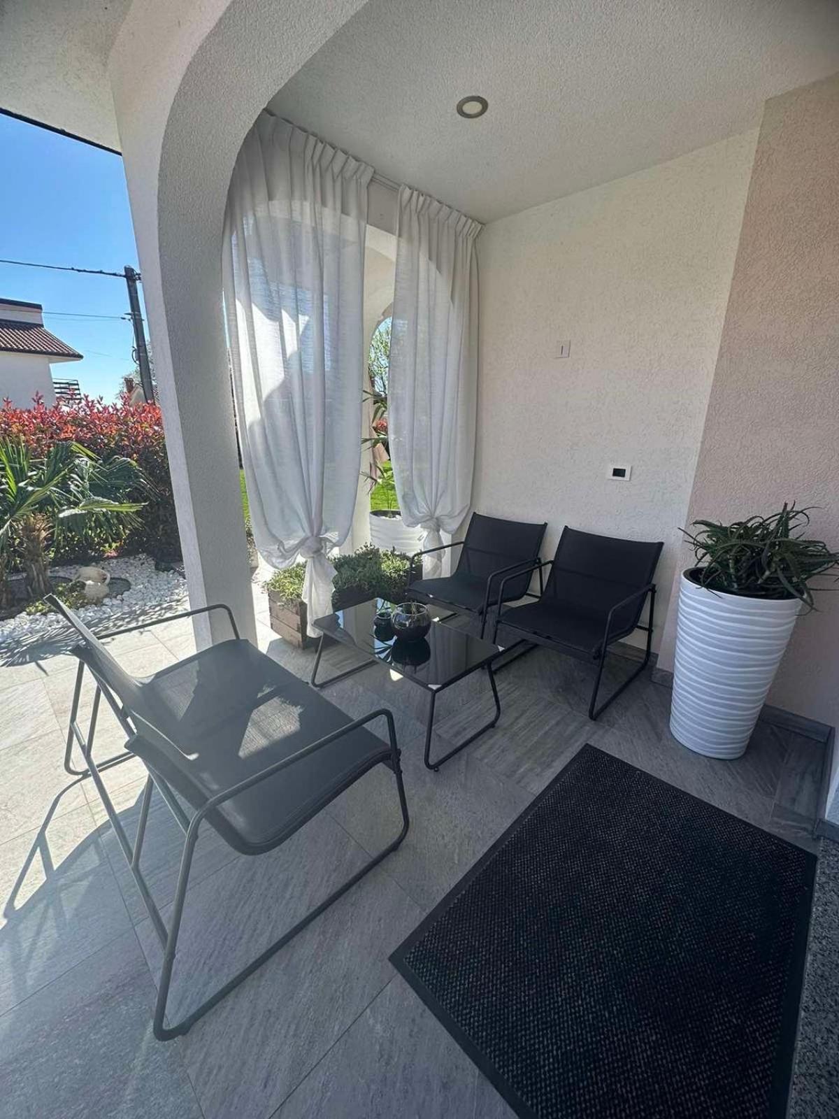 Villa Zonta Apartment Maremi With Private Jacuzzi Buje Exterior photo